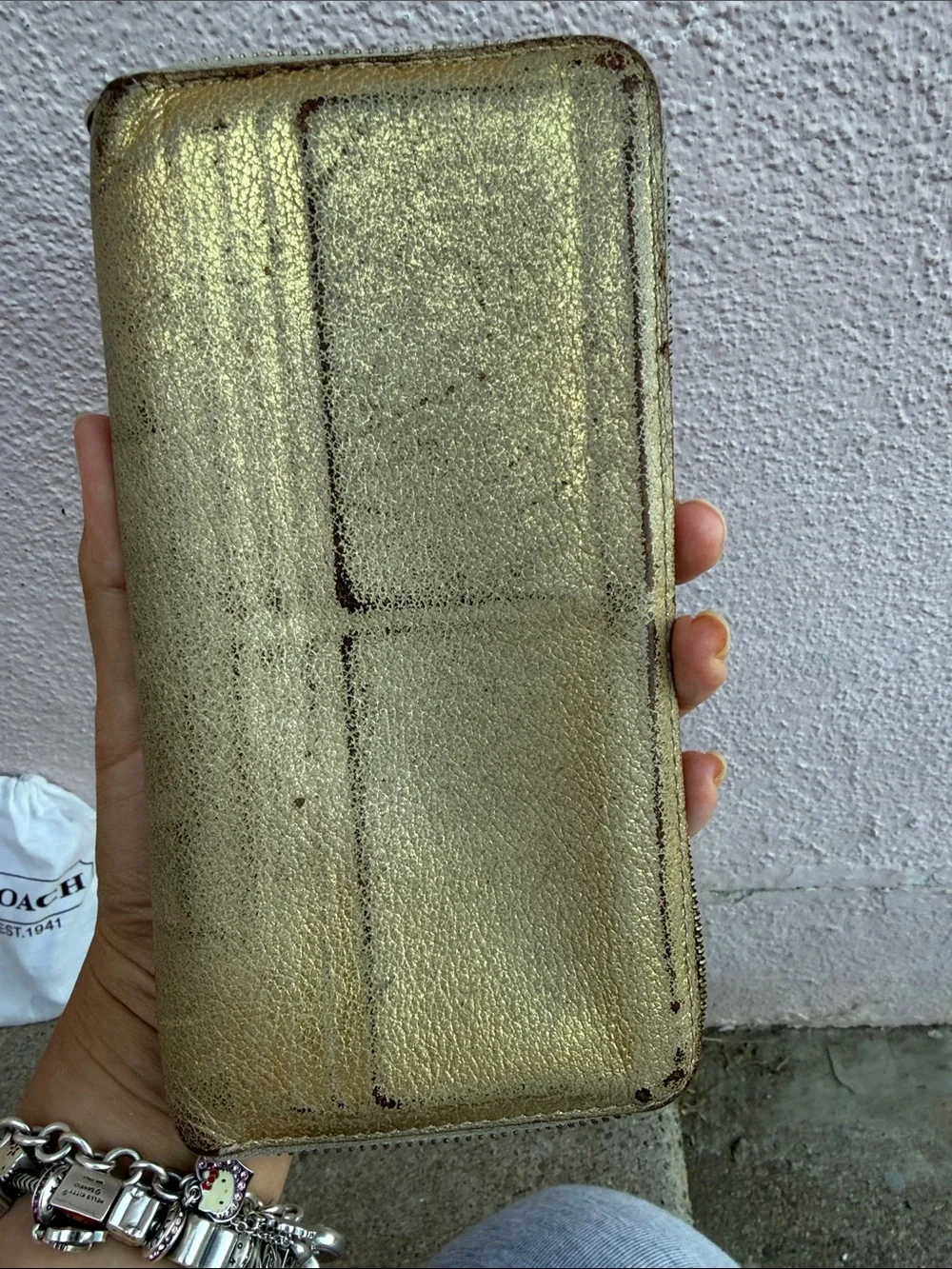 Louis Vuitton used preowned